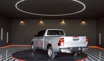 REVO 2WD 2017 2.4J MT SMART CAB SILVER  355 full