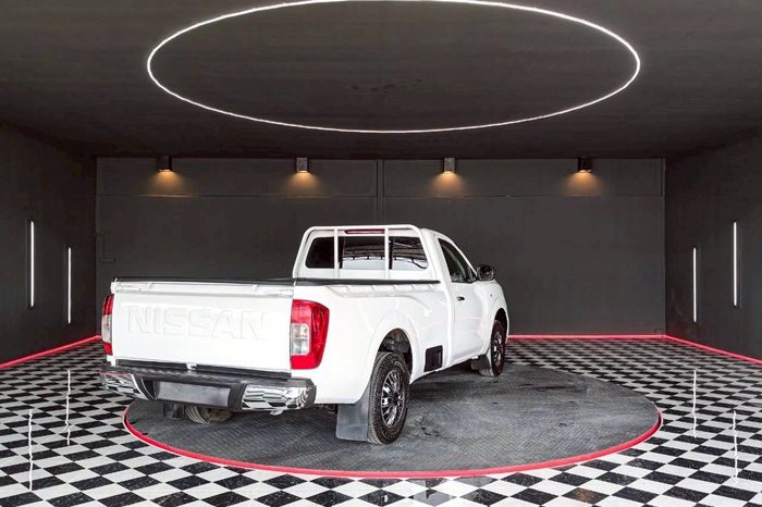 NISSAN 2020 2WD 2.5 MT SINGLE CAB WHITE 4919 full