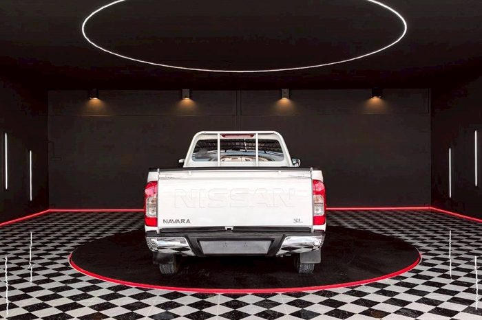 NISSAN 2020 2WD 2.5 MT SINGLE CAB WHITE 4923 full