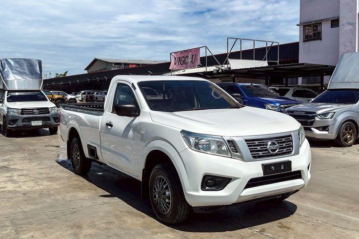 NISSAN 2020 2WD 2.5 MT SINGLE CAB WHITE 4926 full