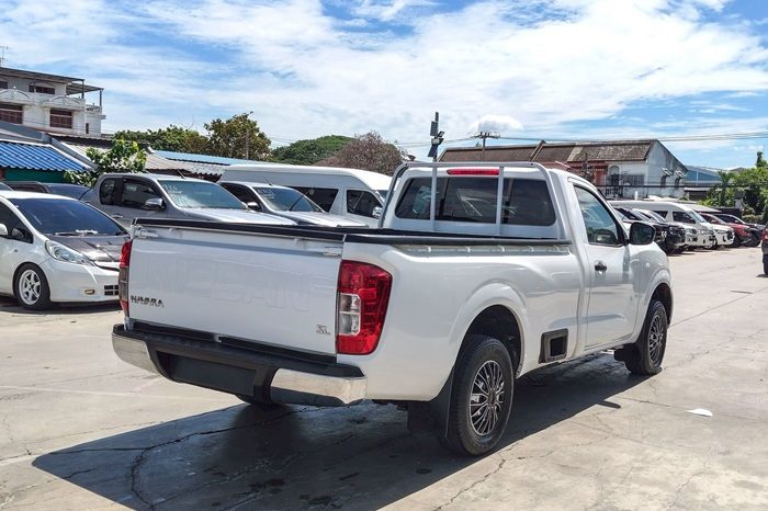 NISSAN 2020 2WD 2.5 MT SINGLE CAB WHITE 4926 full