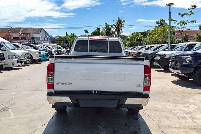 NISSAN 2020 2WD 2.5 MT SINGLE CAB WHITE 4926 full