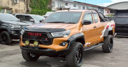 REVO 4WD 2017 2.4J AT SMART CAB ORANGE  4967