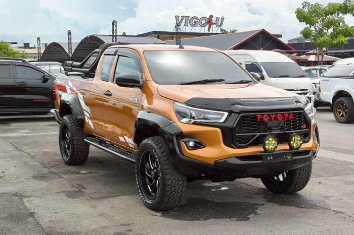 REVO 4WD 2017 2.4J AT SMART CAB ORANGE  4967 full
