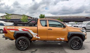 REVO 4WD 2017 2.4J AT SMART CAB ORANGE  4967 full