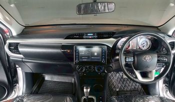 REVO PRE 2022 2.4 MID AT SAMRT CAB SILVER  5153 full