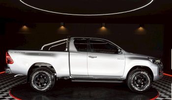 REVO PRE 2022 2.4 MID AT SAMRT CAB SILVER  5153 full