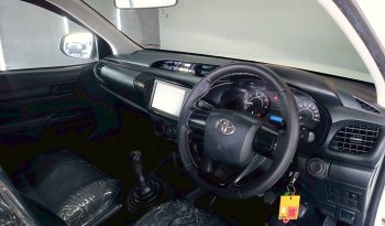 REVO 2WD 2020 2.4J MT STANDARD WHITE  5676 full