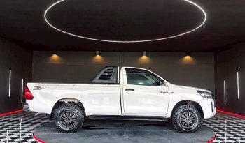 REVO 2WD 2020 2.4J MT STANDARD WHITE  5676 full