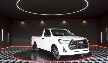 REVO 2WD 2021 2.4J MT STANDARD WHITE  5869 full