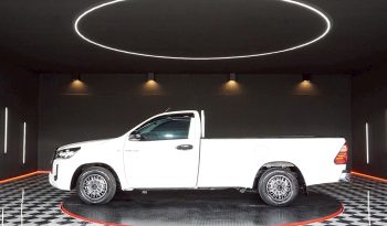 REVO 2WD 2021 2.4J MT STANDARD WHITE  5869 full