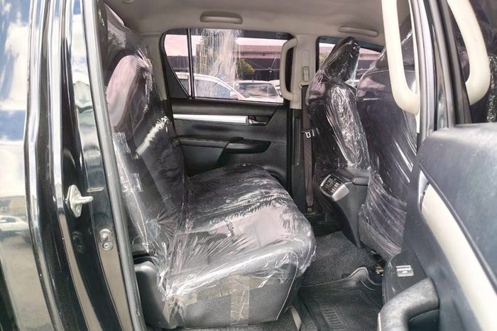 REVO 4WD 2019 2.8G AT DOUBLE CAB BLACK  6042 full