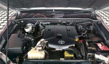 REVO PRE 2019 2.4E AT DOUBLE CAB SILVER  6641 full