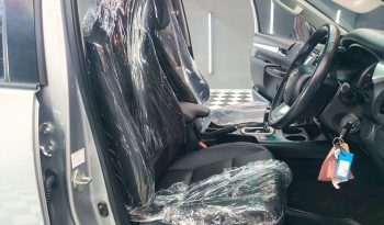 REVO PRE 2019 2.4E AT DOUBLE CAB SILVER  6641 full