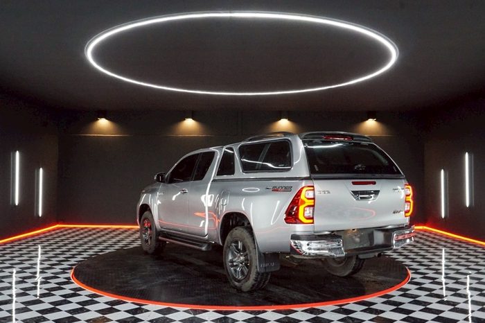REVO PRE 2022 2.4 ENTRY AT SMART CAB SILVER  6875 full