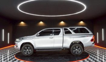 REVO PRE 2022 2.4 ENTRY AT SMART CAB SILVER  6875 full