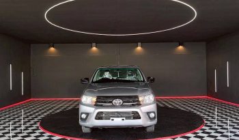 REVO 2WD 2016 2.4J MT STANDARD SILVER  692 full