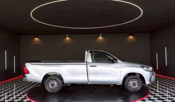 REVO 2WD 2016 2.4J MT STANDARD SILVER  692 full