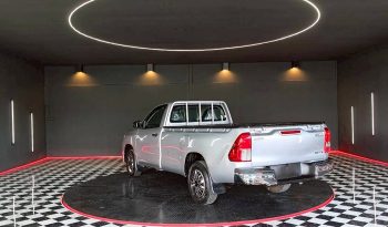 REVO 2WD 2016 2.4J MT STANDARD SILVER  692 full