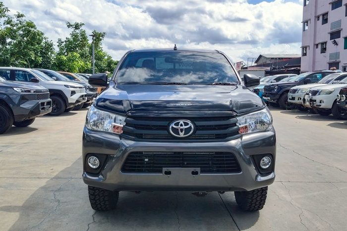REVO 2WD 2020 2.4J MT STANDARD DARK GREY  6991 full