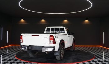 REVO 4WD 2021 2.8 ENTRY MT STANDARD WHITE  7081 full