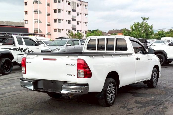 REVO 2WD 2020 2.4J MT STANDARD WHITE  7202 full