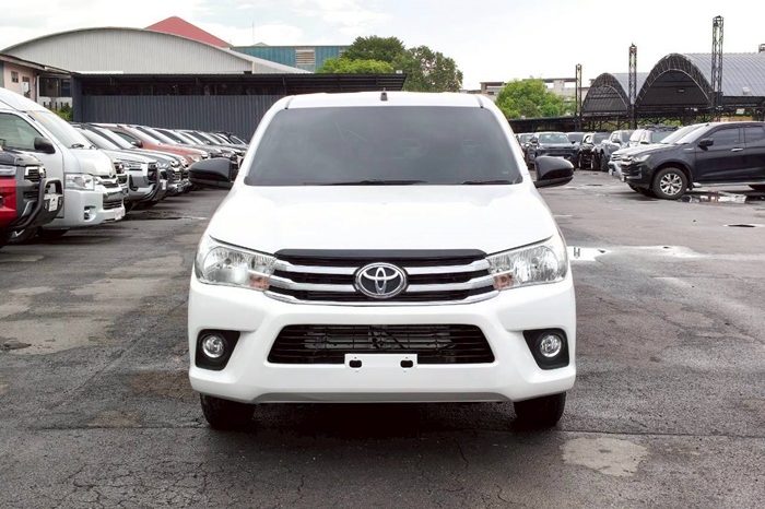 REVO 2WD 2020 2.4J MT STANDARD WHITE  7202 full