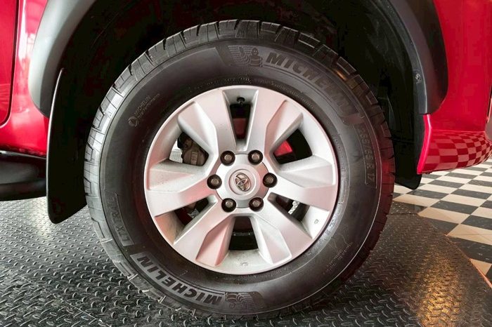 ROCCO PRE 2019 2.4E AT DOUBLE CAB RED  7329 full