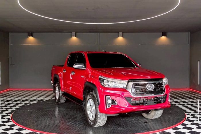 ROCCO PRE 2019 2.4E AT DOUBLE CAB RED  7329 full