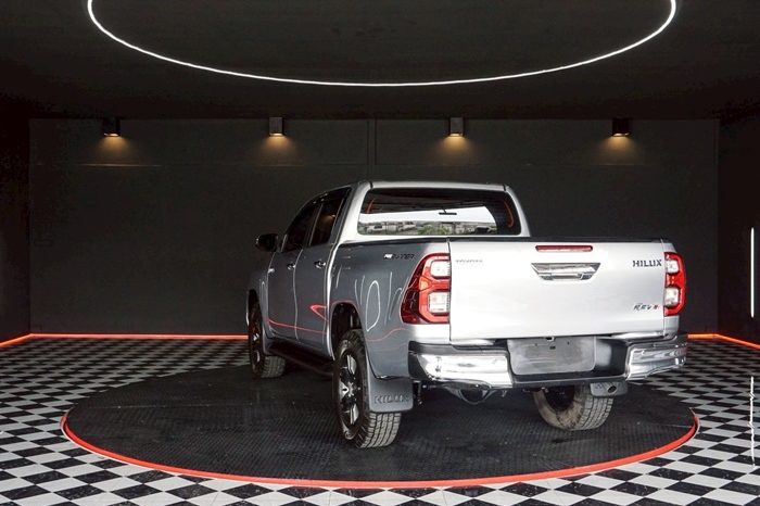 REVO PRE 2020 2.4 ENTRY AT DOUBLE CAB SILVER  7359 full