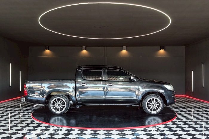 VIGO 2WD 2012 2.7E MT DOUBLE CAB BLACK  7627 full