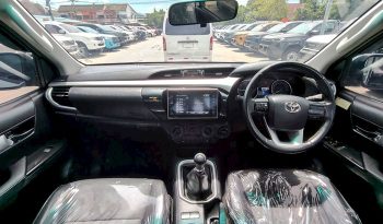 REVO 4WD 2018 2.4E MT SMART CAB SILVER  9254 full