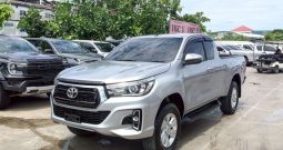 REVO 4WD 2018 2.4E MT SMART CAB SILVER  9254
