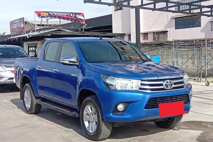 REVO PRE 2016 2.4E AT DOUBLE CAB BLUE 9075 full