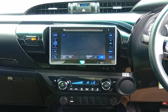 ROCCO PRE 2019 2.4 HIGHT AT SMART CAB WHITE  764 full