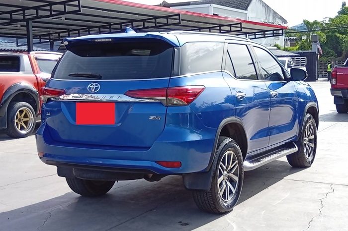 TOYOTA 4WD 2019 2.8V AT FORTUNER BLUE  6634 full