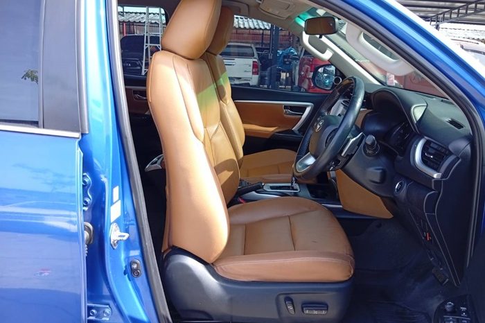 TOYOTA 4WD 2019 2.8V AT FORTUNER BLUE  6634 full