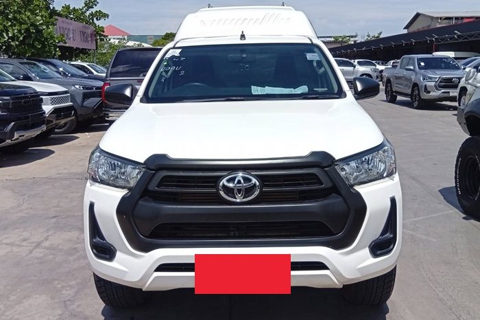 REVO 4WD 2021 2.8 ENTRY MT STANDARD WHITE  7633 full