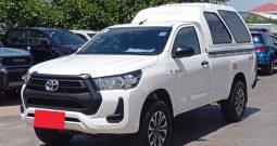 REVO 4WD 2021 2.8 ENTRY MT STANDARD WHITE  7633