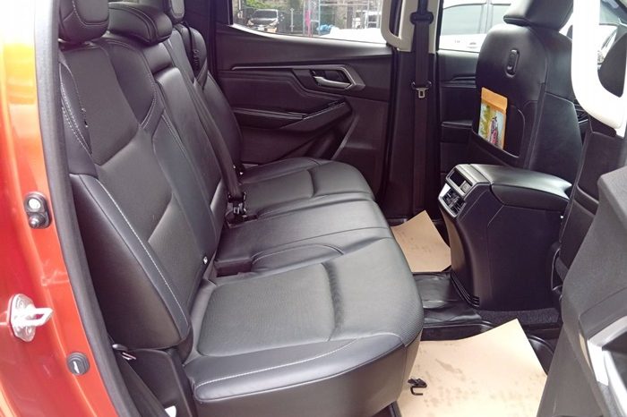 ISUZU 4WD 2020 3.0 AT DOUBLE CAB ORANGE  3513 full