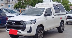 REVO 4WD 2021 2.8 ENTRY MT STANDARD WHITE  7629