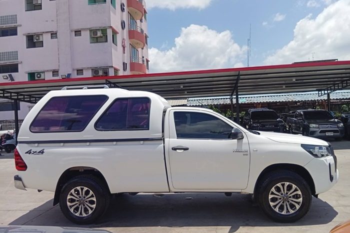 REVO 4WD 2021 2.8 ENTRY MT STANDARD WHITE  4609 full