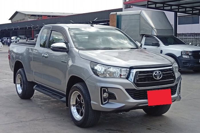 REVO 2WD 2020 2.4J MT SMART CAB SILVER  9687 full