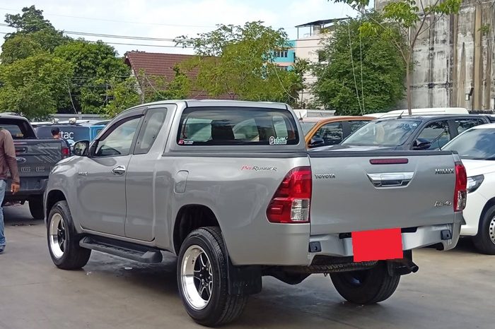 REVO 2WD 2020 2.4J MT SMART CAB SILVER  9687 full