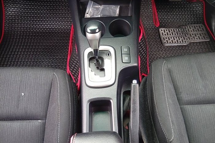 REVO PRE 2019 2.4E AT DOUBLE CAB RED 301 full