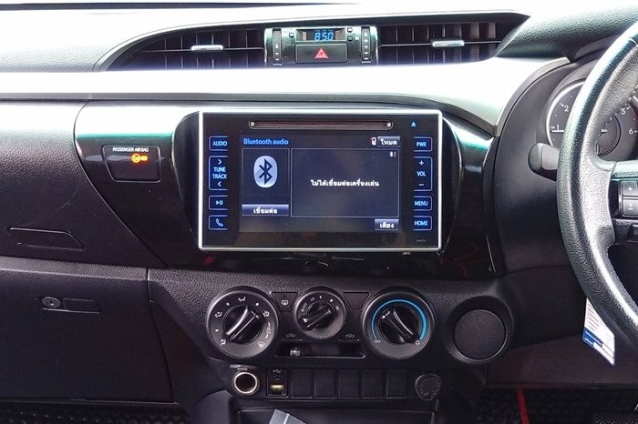 REVO PRE 2019 2.4E AT DOUBLE CAB RED 301 full