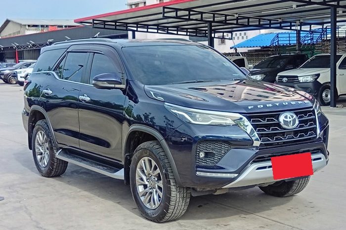 TOYOTA 4WD 2020 2.4V AT FORTUNER BLUE  6436 full