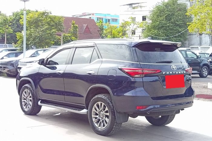 TOYOTA 4WD 2020 2.4V AT FORTUNER BLUE  6436 full