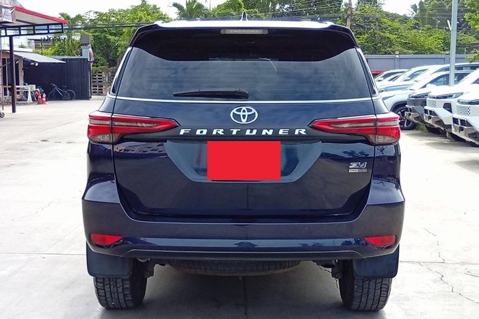 TOYOTA 4WD 2020 2.4V AT FORTUNER BLUE  6436 full