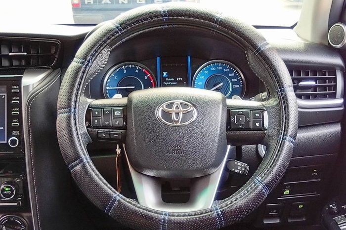 TOYOTA 4WD 2020 2.4V AT FORTUNER BLUE  6436 full